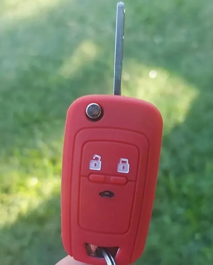Forro de Silicona Rojo en Llave 9 Forro de Silicona Rojo en Llave